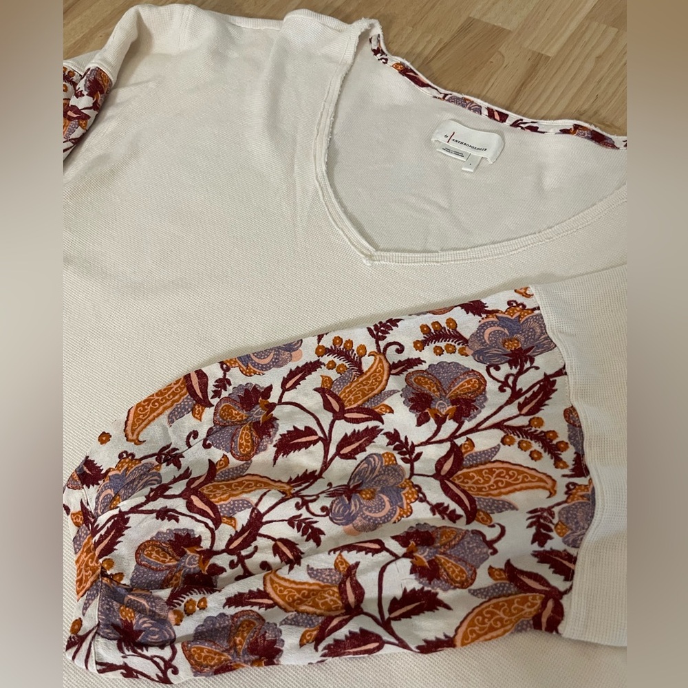 Anthropologie Oversized Sweater with Decorative 3/4 Length Sleeves Size Large.